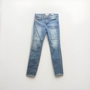 Frame NWT Women Size 30Jeans Skinny Medium Wash Distressed  Le Skinny de Jeanne